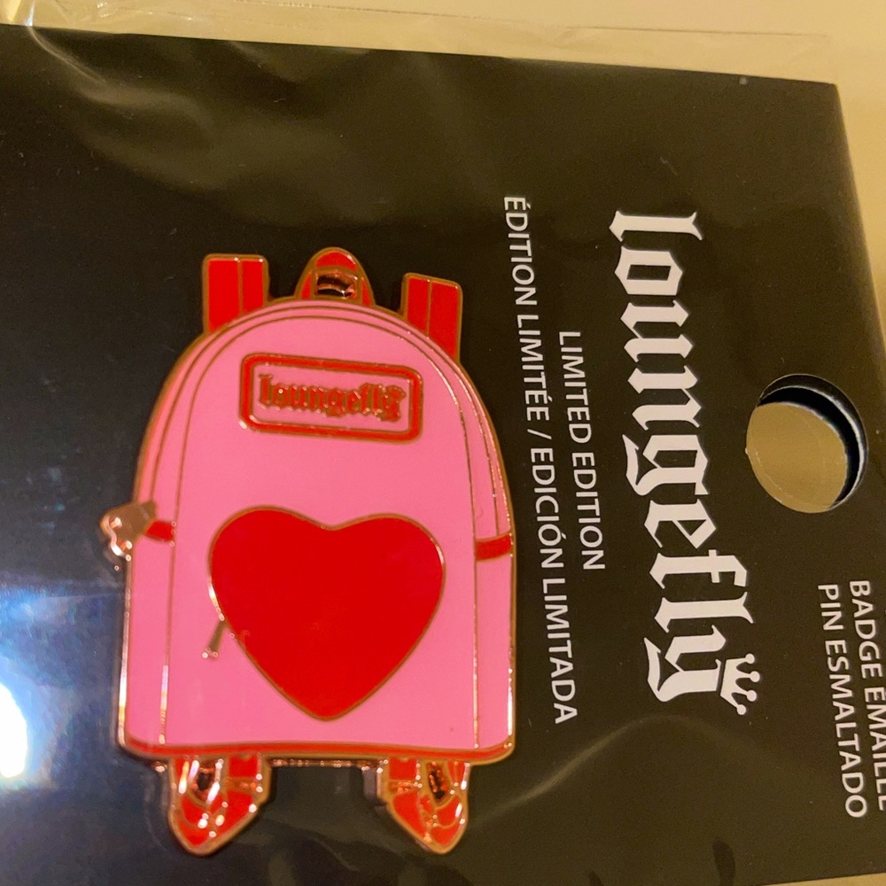LOUNGEFLY FUNKO VALENTINE’S DAY ENAMEL PIN